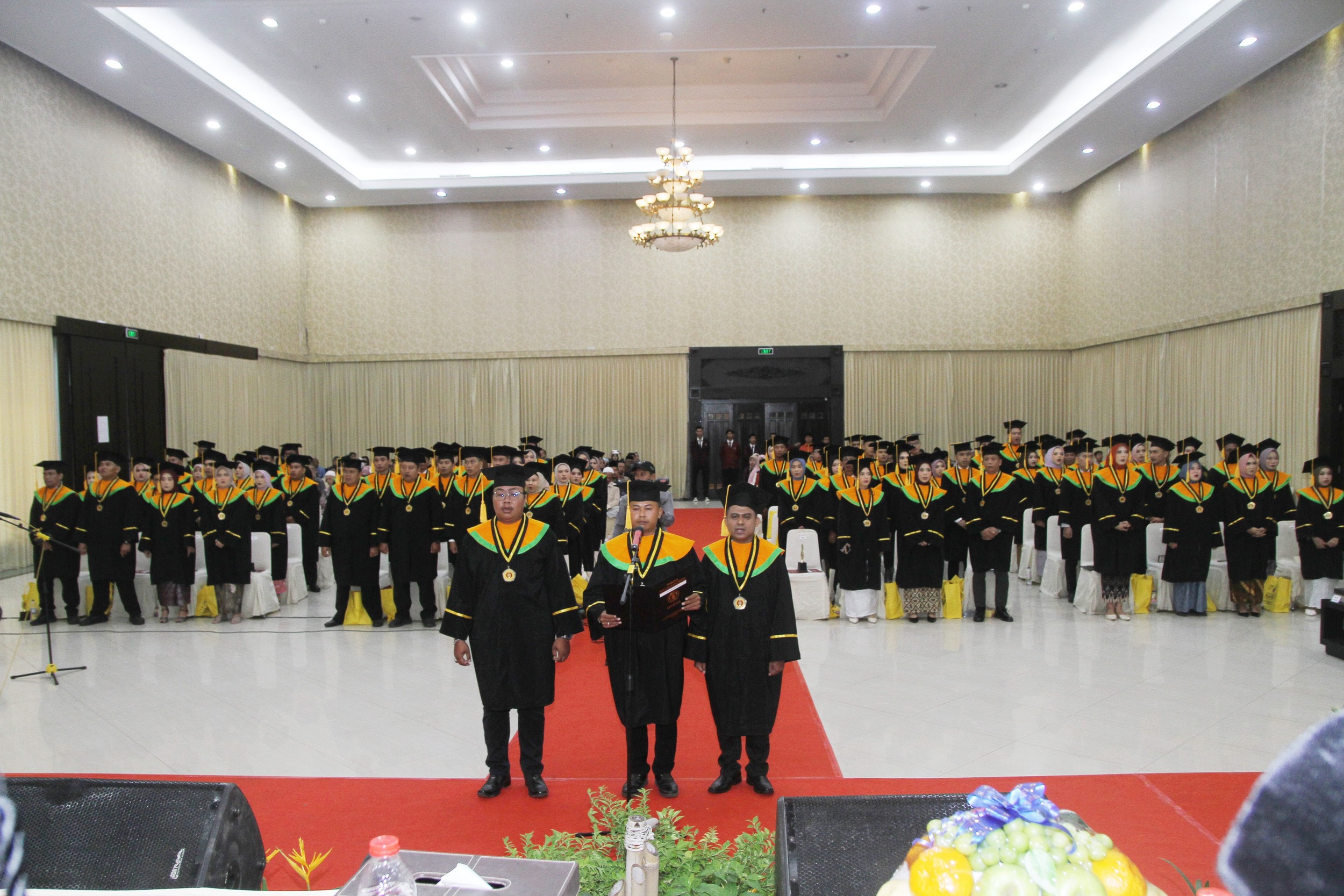 STIE Yasmi Cirebon Gelar Wisuda Angkatan ke-23 di Hotel Grage, Dihadiri Bupati dan Pejabat Daerah